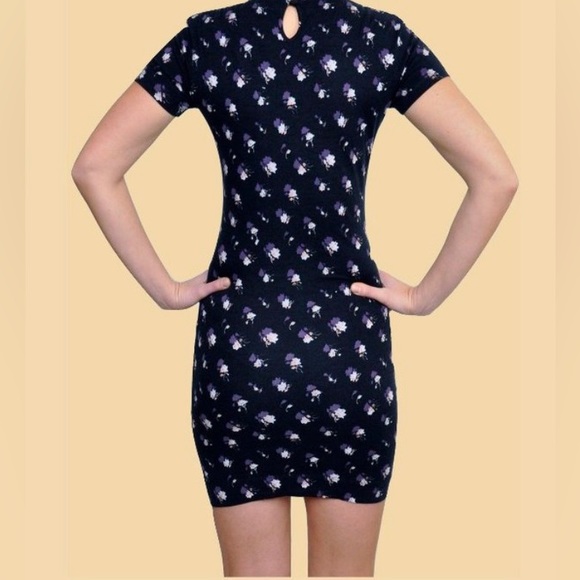 French Connection Floral Fitted Dress - Picture 6 of 6